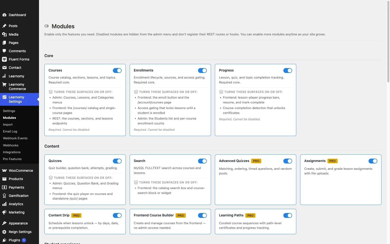 Learnomy modules screen showing feature toggles for quizzes, assignments, and course building